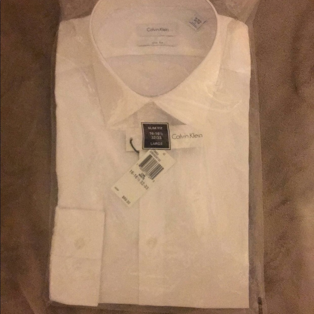 NWT Calvin Klein Slim Fit Button Up Shirt
